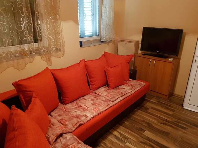 Гостевой дом Apartman Gold Будва-19